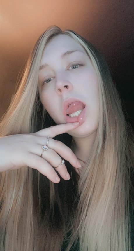 Photo nue de fuite OnlyFans de Miss Olivia