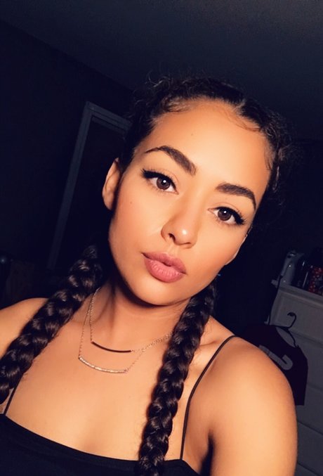 Miss Leigh