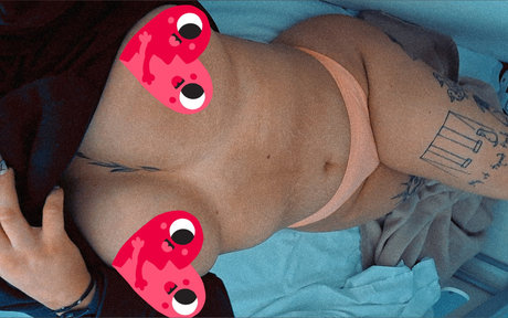 Foto nua vazada do OnlyFans de T