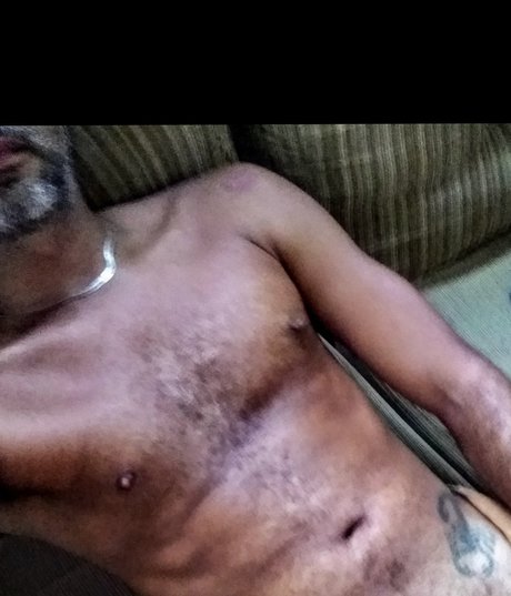 Nahá fotka uniklých OnlyFans od Me Jogando Nessa Bagaa