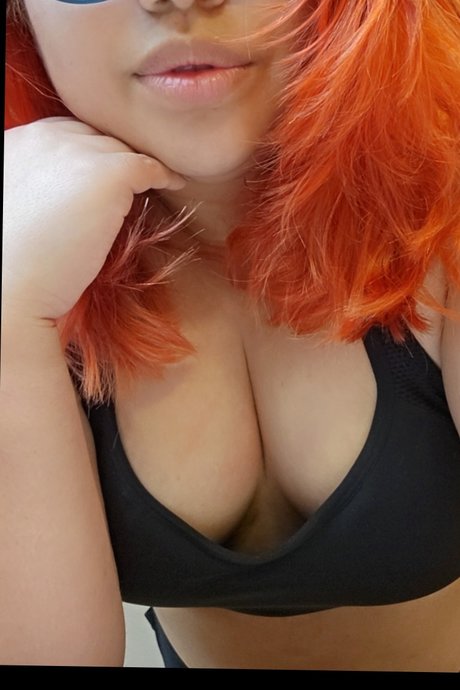 Nahá fotka uniklých OnlyFans od Mimi