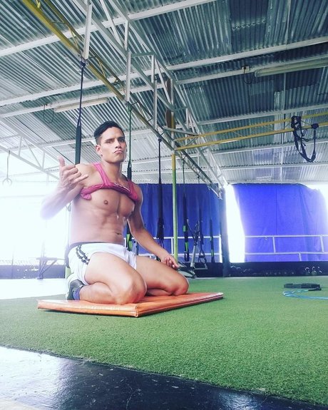Naken läckt OnlyFans-bild av Mue