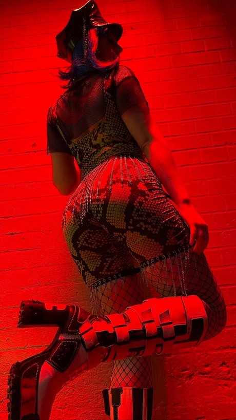 Naken lekkede OnlyFans-bilde av Nana Cruuz
