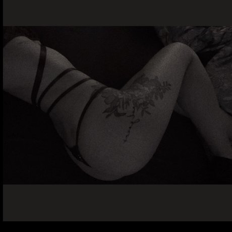 Naken läckt OnlyFans-bild av U89828027