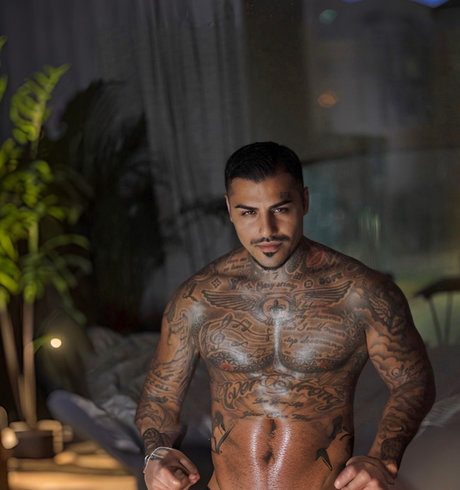Photo nue de fuite OnlyFans de Mr Loco18 