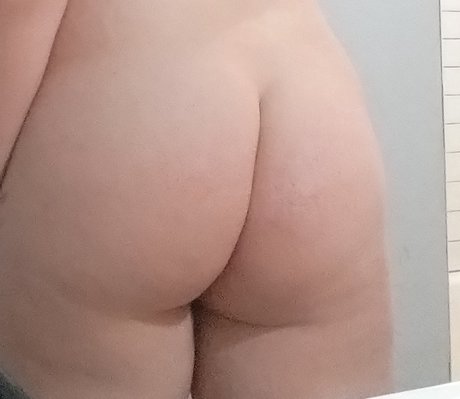 Naken läckt OnlyFans-bild av Rainbow Cute