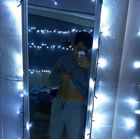 Nagie wyciekłe zdjęcie OnlyFans od Nicols Carvi