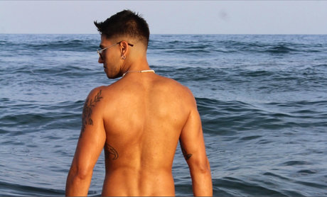 Nahá fotka uniklých OnlyFans od Nicolas Qintero 