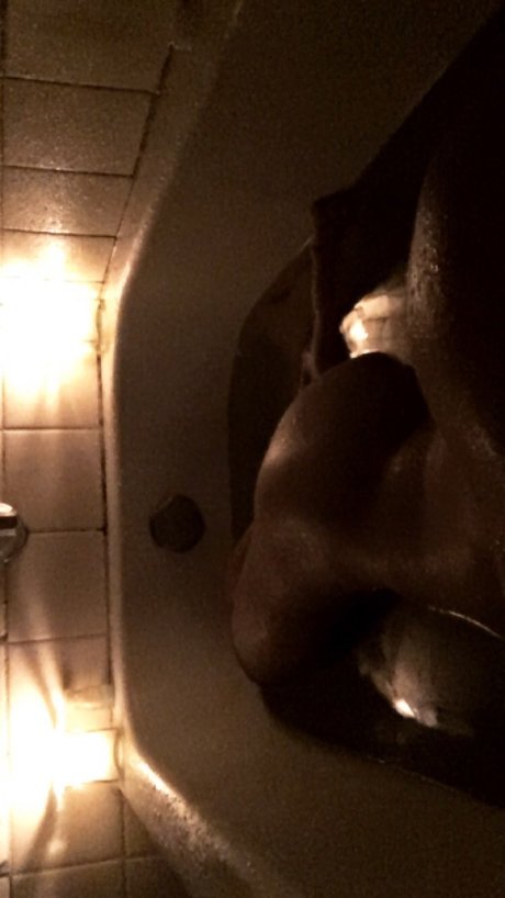 Naken läckt OnlyFans-bild av Nichiee