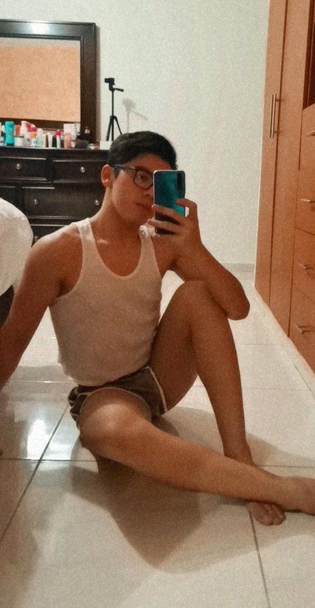 Naken lekkede OnlyFans-bilde av Edoardo