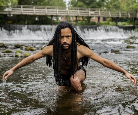Naken läckt OnlyFans-bild av Naturelocs