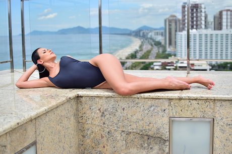 Naken läckt OnlyFans-bild av Natalia Nascimento
