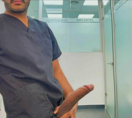 Nahá fotka uniklých OnlyFans od Kingtylor