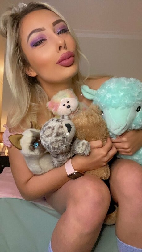 Ratchetbrat OnlyFansリークヌード写真