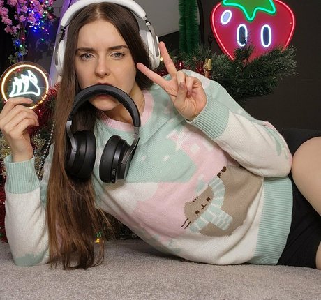 Naken lekkede OnlyFans-bilde av Loserfruit
