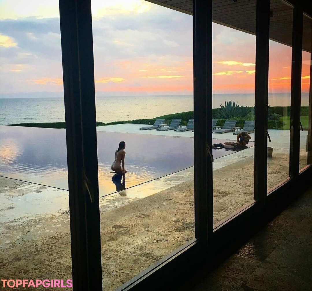 Photo nue de fuite OnlyFans de Alejandra Guilmant #368