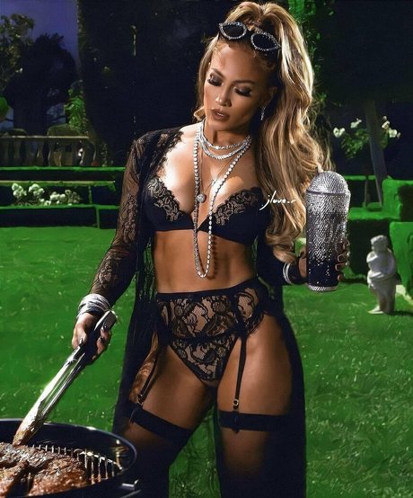 Jennifer Lopez
