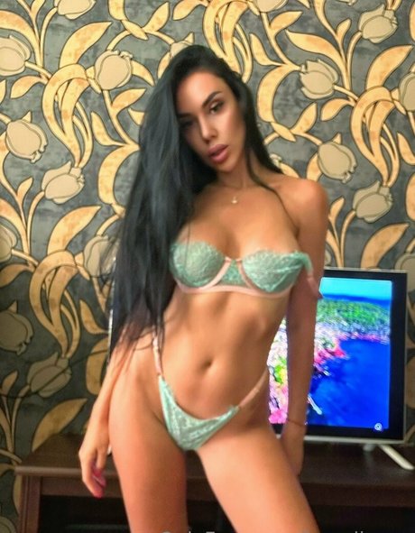 Nahá fotka uniklých OnlyFans od Alinaboobs