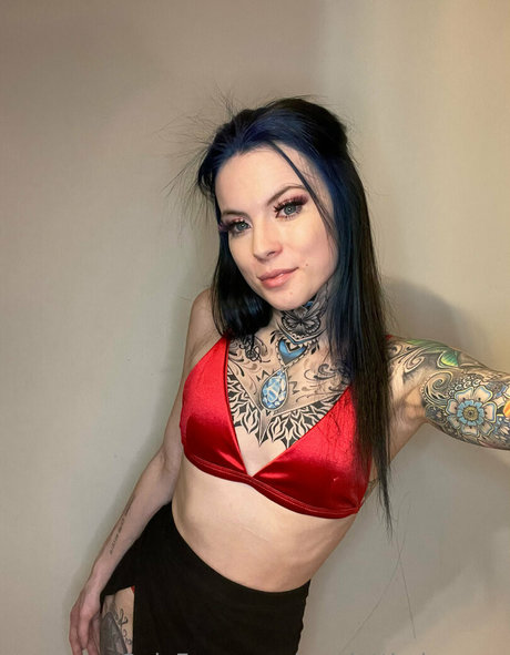 Обнаженная фотография утечки OnlyFans от Scarlettbabyxxxo