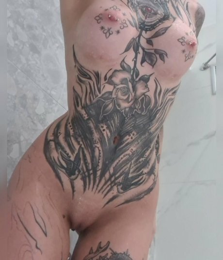 Nahá fotka uniklých OnlyFans od Serjenfox