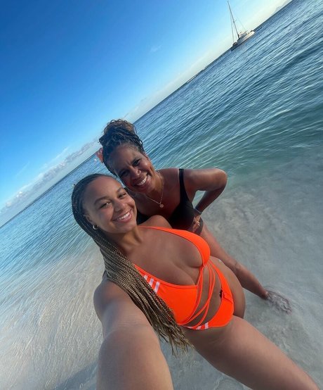 Nia Siux