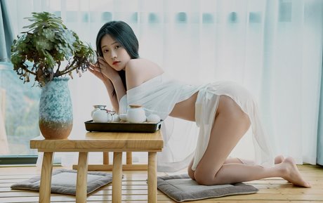 Naken lekkede OnlyFans-bilde av Nnian