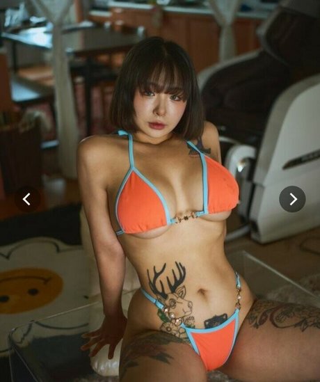 Naakte gelekte OnlyFans-foto van Cardigk