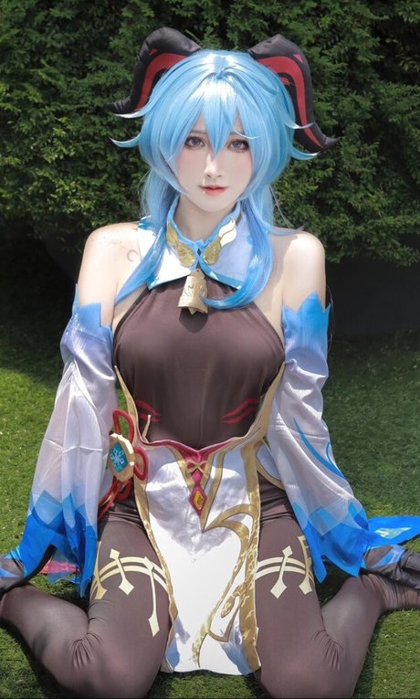 Arisa Cosplay