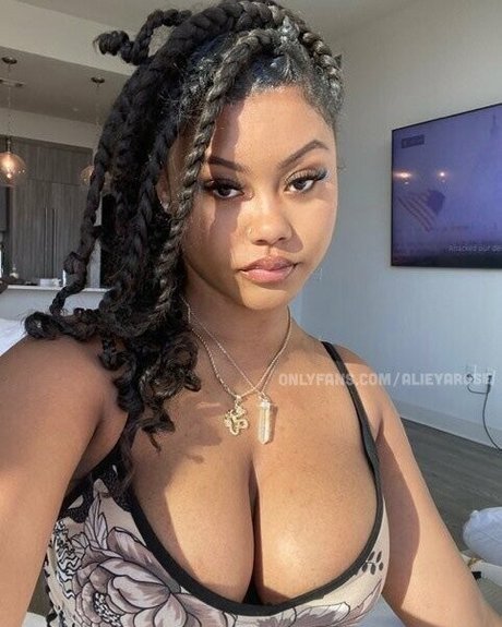 Foto nua vazada do OnlyFans de Dejarennae