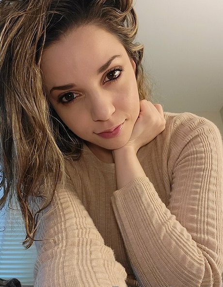 Nahá fotka uniklých OnlyFans od Kitatochips