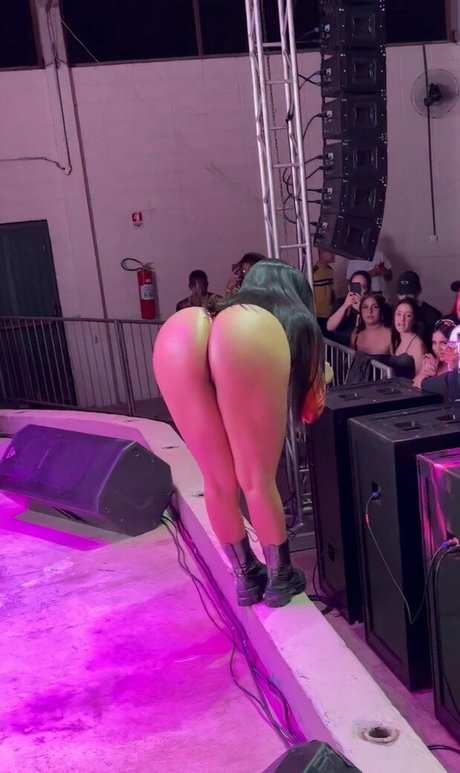 Taina Costa