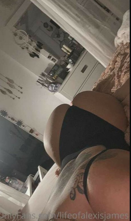 Alexisejames_,