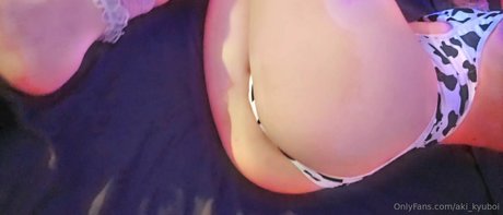 Naken läckt OnlyFans-bild av Akikyuboi