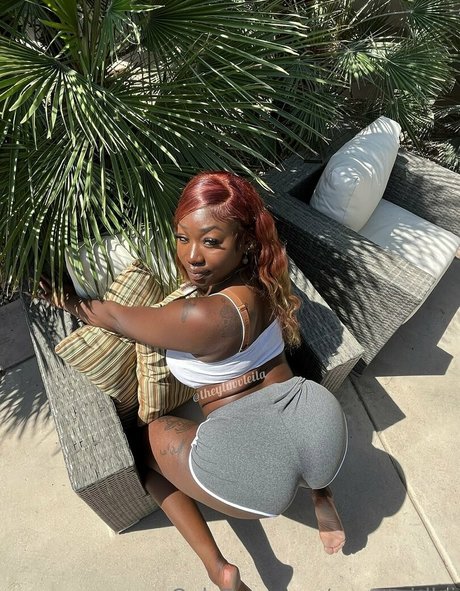 Sweetgirllei