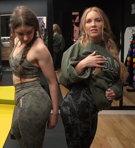Nahá fotka uniklých OnlyFans od Nalopia