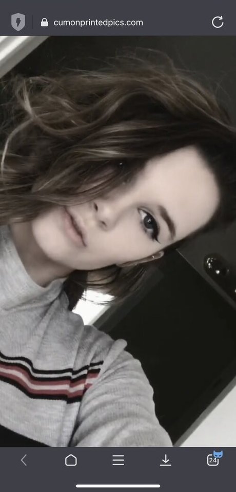 Nahá fotka uniklých OnlyFans od Izassassin