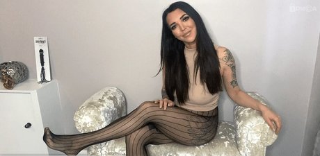 Lingerie Lowdown OnlyFans