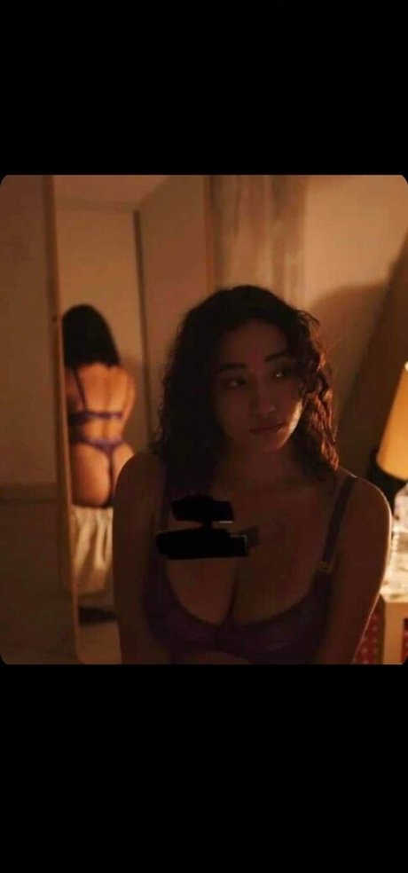 Nahá fotka uniklých OnlyFans od Spicy Honey