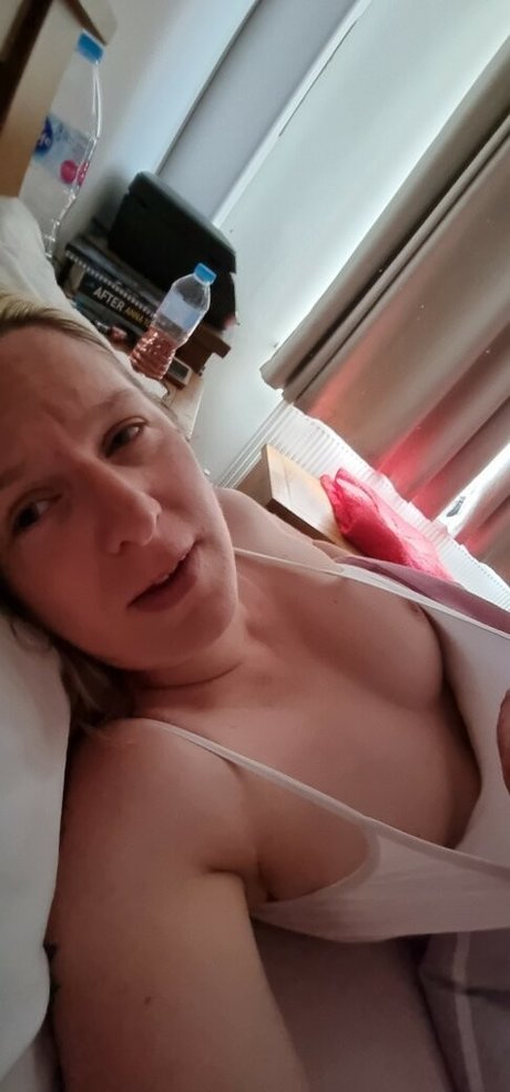 Britishsmallmom