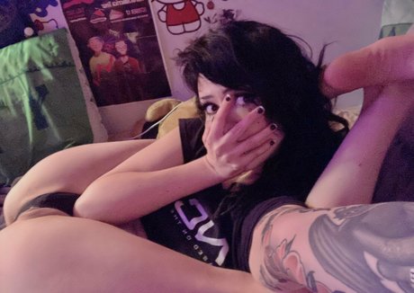 Nahá fotka uniklých OnlyFans od Lostwetdog