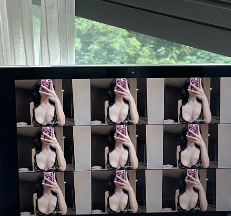 Nahá fotka uniklých OnlyFans od Vava5055