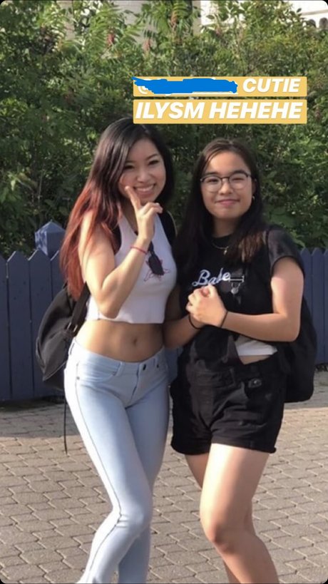 Nahá fotka uniklých OnlyFans od Fruitypoppin