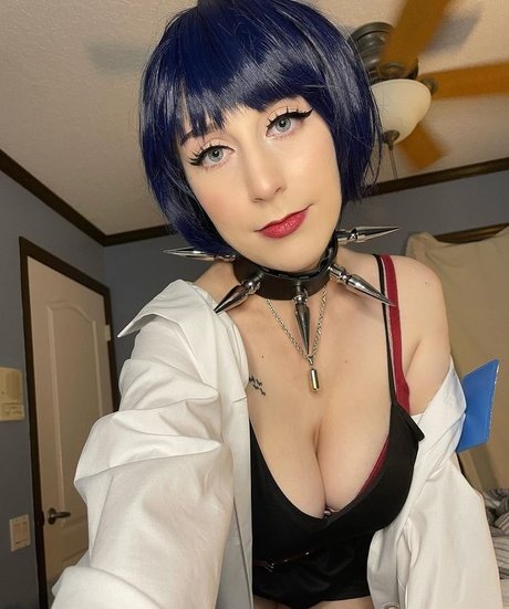 Naken läckt OnlyFans-bild av Maddie Reznor