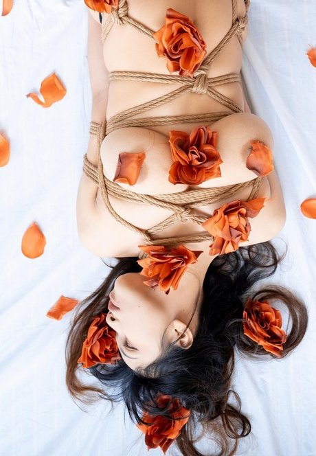Nahá fotka uniklých OnlyFans od Ai Natsumi