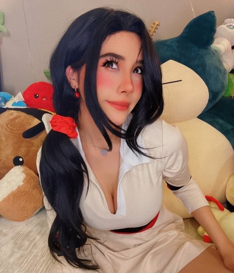 Alasti lekkinud OnlyFans-i pilt Neeko