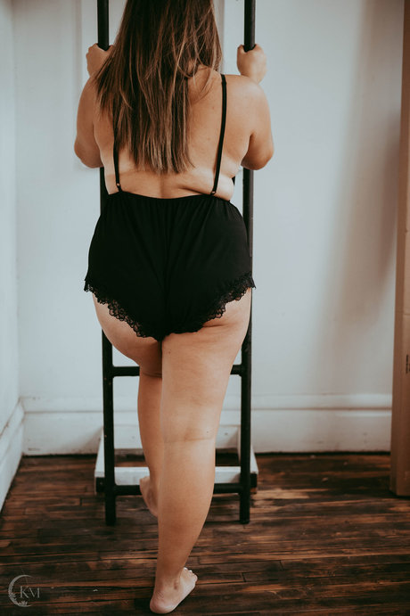 Naken läckt OnlyFans-bild av Olivia Bennett