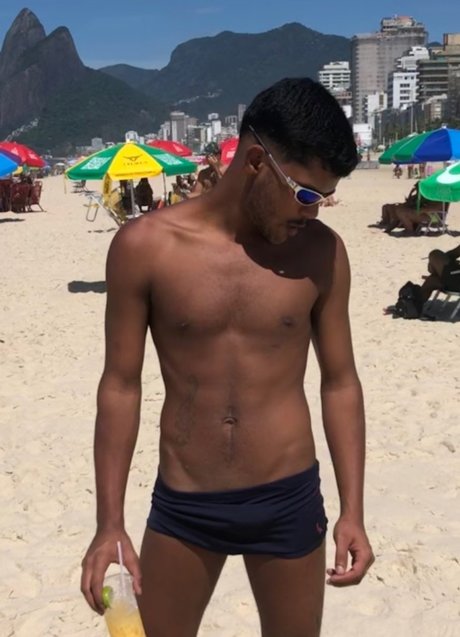 Naken läckt OnlyFans-bild av Rodrigo Santos