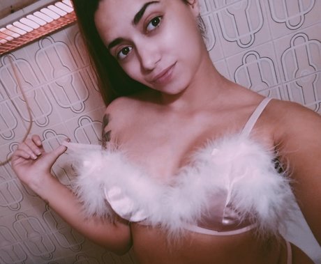 Naken läckt OnlyFans-bild av Nonaroseee