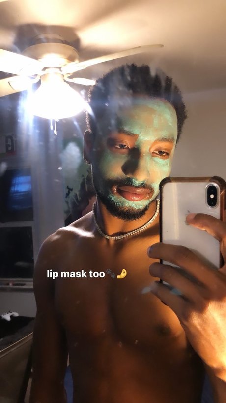 Photo nue de fuite OnlyFans de Noah