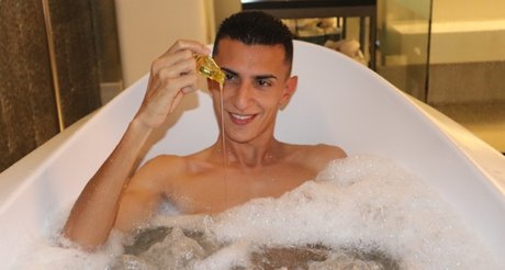 Alasti lekkinud OnlyFans-i pilt Pecado De Anjo